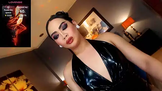 FridaHumphrey online show from April 15, 4:56 pm