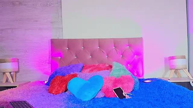 Zamara Kleii online show from March 12, 5:12 am