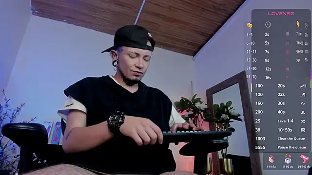 tyler jones  online show from December 14, 5:57 am