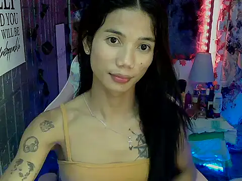 Snapshot of obedient_slave4u chatting on October 8, 10:00 pm obedient slave4u online show from October 8, 10:00 pm