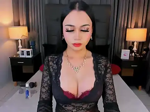 MiaMow online show from June 5, 3:07 pm