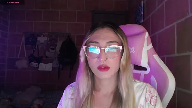 Andrea camilaaa online show from July 24, 5:28 am