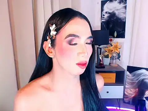 Jane Bilbeisi online show from December 15, 12:22 pm