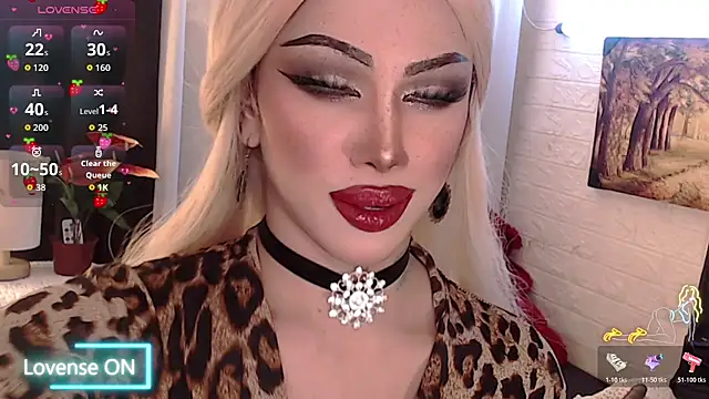 Snapshot of Your_valentina_goddess chatting on October 23, 2:04 am Your valentina goddess online show from October 23, 2:04 am