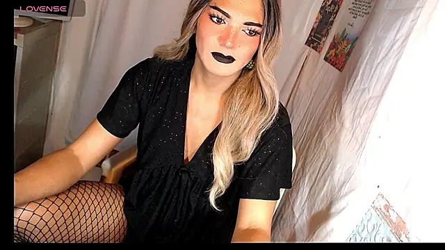AndreaNakedTs2Cum online show from August 6, 5:53 pm