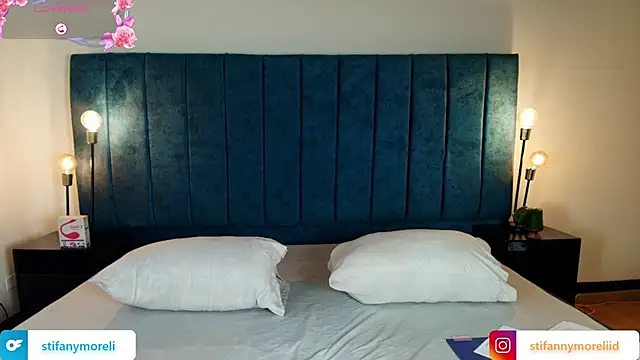 Stifanny Moreli online show from March 13, 9:09 pm