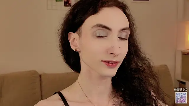 Queen of tease online show from February 4, 10:14 pm