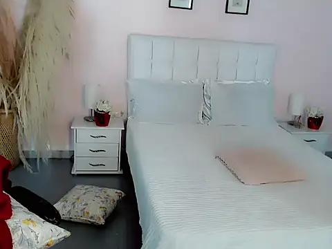 Snapshot of nathalialoes1 chatting on October 20, 8:12 pm nathalialoes1 online show from October 20, 8:12 pm