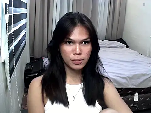 keana laux online show from September 28, 5:50 am