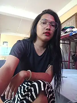 samanthasweetcock30 online show from March 26, 12:25 am