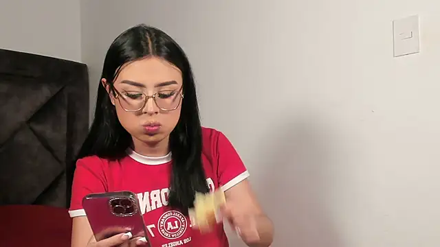 SamanthaRivas  online show from November 17, 11:37 pm