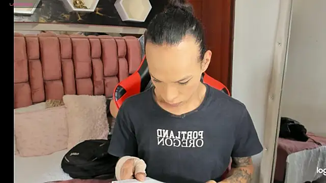 sara slut21 online show from January 12, 7:53 pm