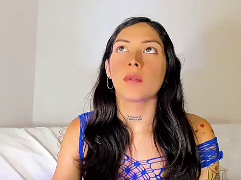 Megan Gil  online show from October 18, 1:48 pm