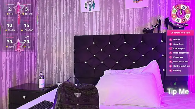 Snapshot of Hailey_johnsonn chatting on September 29, 11:54 am Hailey johnsonn online show from September 29, 11:54 am