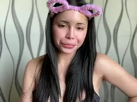 lovekatexx online show from April 15, 4:51 am