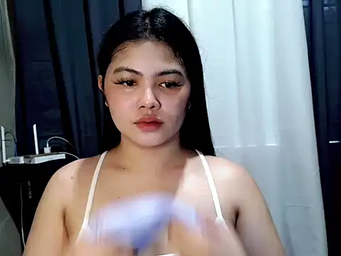 TrixieCollins online show from November 19, 7:52 am