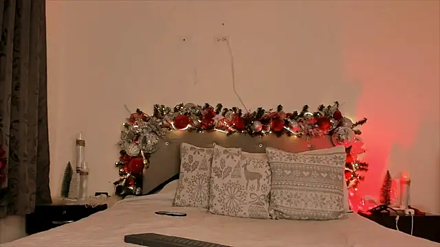 MadissonAbondax  online show from December 4, 10:14 pm