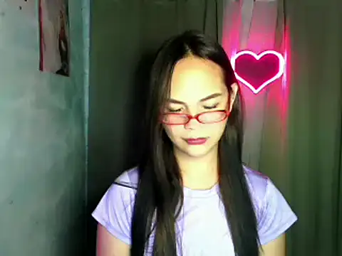 sweetsassyxx online show from April 15, 2:22 pm