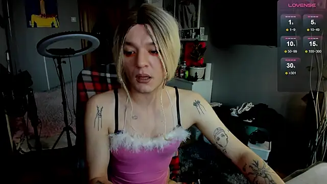 Kkkylie online show from April 8, 4:25 am