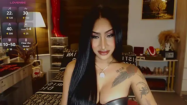 Snapshot of SeductiveVictoria chatting on October 3, 11:10 am SeductiveVictoria online show from October 3, 11:10 am