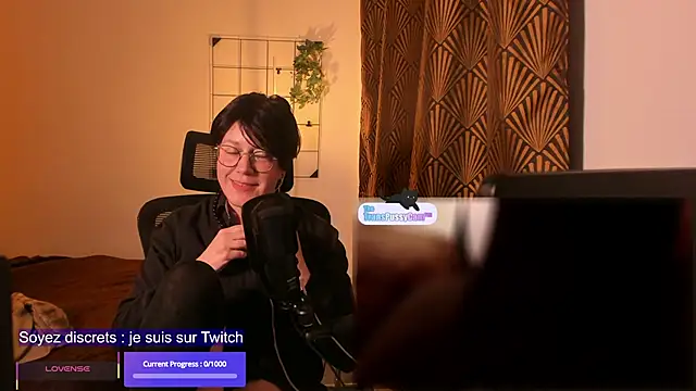 MossPrince online show from April 25, 7:22 pm