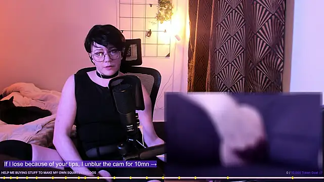 MossPrince online show from May 5, 7:31 pm