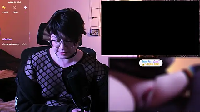 MossPrince online show from May 8, 7:54 pm