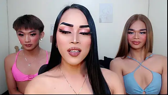 Snapshot of Lessandra_Lust chatting on September 26, 3:42 pm Lessandra Lust online show from September 26, 3:42 pm