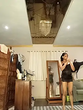 Nisha Sassmaxxx online show from May 17, 11:15 pm