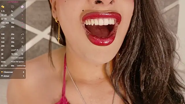 sweet Elizabeth online show from January 13, 12:02 pm