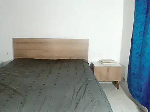 Pamelaebonyyyx online show from March 1, 10:48 pm