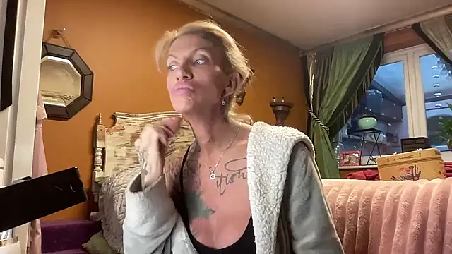 xl uk top trans online show from January 13, 9:06 am