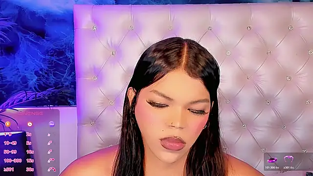 Valeria Swett  online show from May 31, 8:43 pm