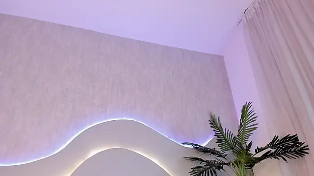 CannelaSmith online show from February 25, 7:18 pm