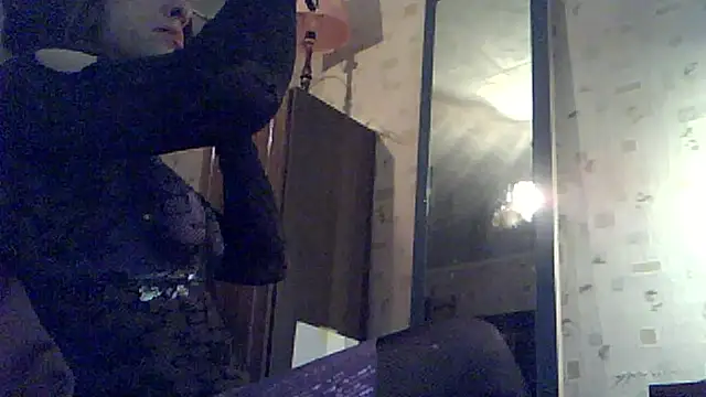 ViolettaElysia online show from November 17, 6:57 am