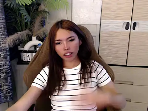 cutie milker online show from February 17, 3:08 pm