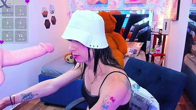 Charlotte Landry   online show from February 28, 6:47 pm