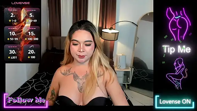 LusciousZenaiahx online show from March 11, 1:59 pm