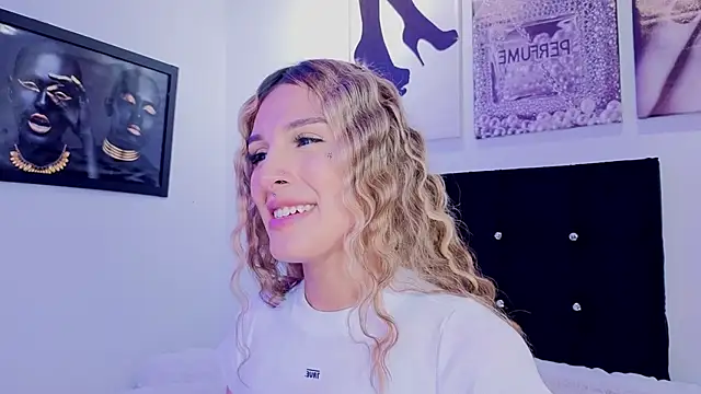 Angel-dragun online show from March 29, 4:02 am