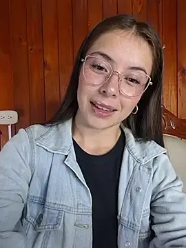 EmmaValencia  online show from January 12, 5:14 am