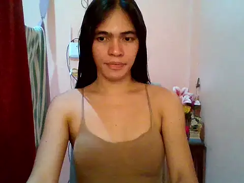 sweet yummy69 online show from February 5, 10:48 pm