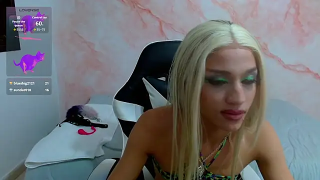 female experience22 online show from October 13, 12:02 am