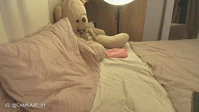 KIMMIE 01 online show from January 14, 2:26 pm