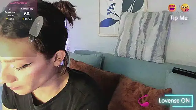 KassMonroe online show from April 7, 8:21 pm