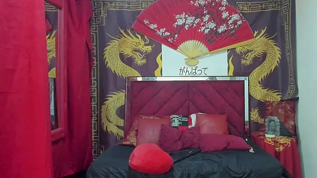 Pride couple online show from February 11, 5:48 am