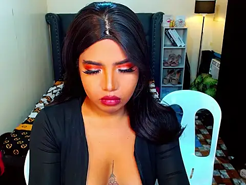 LovelyTs4U online show from July 2, 6:24 pm