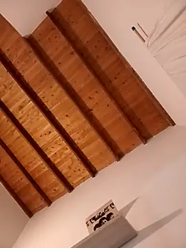 valeriahornier online show from April 16, 3:40 am