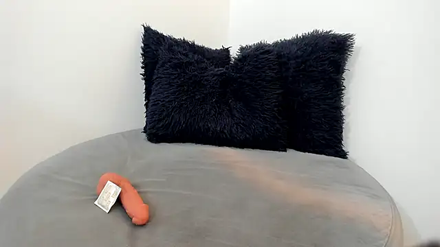 stefy bratz online show from November 8, 5:08 am