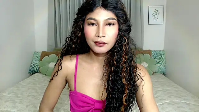 YourPrettyBella TS online show from January 18, 6:49 pm