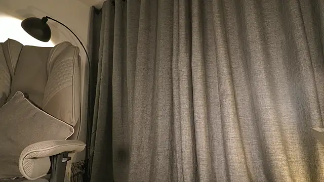 lianewhite online show from April 19, 1:50 am